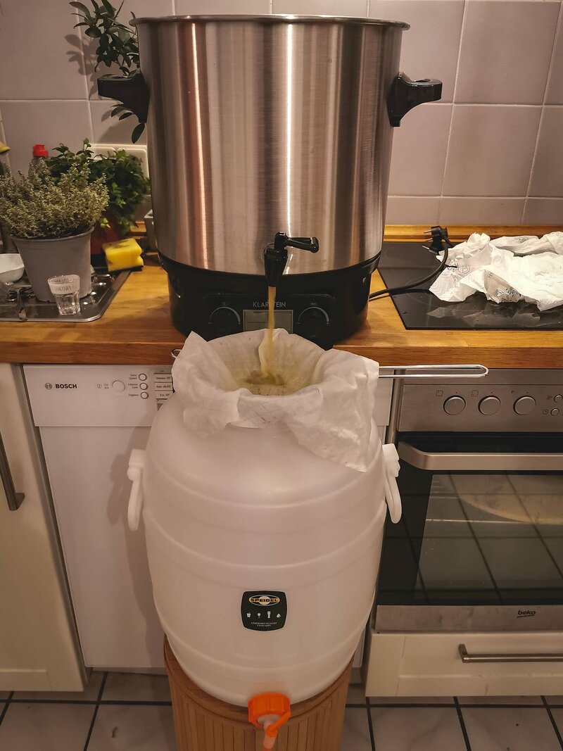 Hier ist fast das ganze Equipment auf einem Bild zu sehen